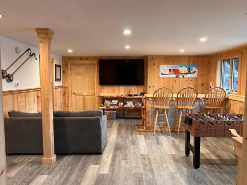 Activiteiten, Loafers' Lodge in Carrabassett Valley (ME) Activiteiten, Loafers' Lodge in Carrabassett Valley (ME)