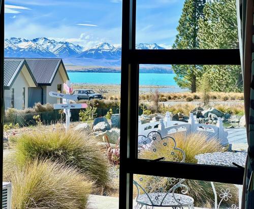 Alice Garden in Lake Tekapo Alice Garden in Lake Tekapo