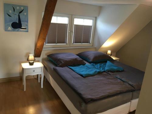 Schöne Große Wohnung, Terrasse, Kamin, Parkplatz, 2 Schlafzimmer