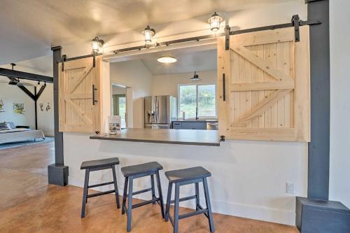 Pet-Friendly Mancos Gem with Patio and Fire Pit! in Mesa Verde (CO) Pet-Friendly Mancos Gem with Patio and Fire Pit! in Mesa Verde (CO)