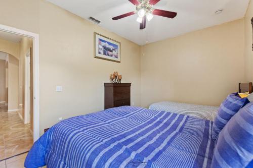 Holiday Rest in Poinciana Holiday Rest in Poinciana