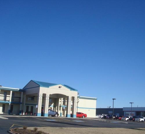 OSU King Bed Hotel Room 111 Booking in Stillwater (OK) OSU King Bed Hotel Room 111 Booking in Stillwater (OK)