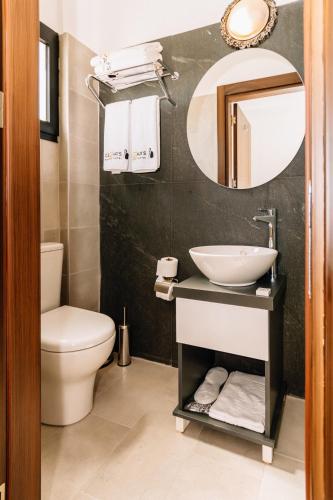 Baño, Cezar's Airport Hotel in Nicosia Baño, Cezar's Airport Hotel in Nicosia