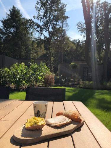 Delightful luxury 2-bedroom holiday home in nature in Otterlo Delightful luxury 2-bedroom holiday home in nature in Otterlo