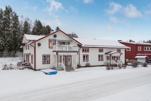 Bograngen LGH D in Bograngen Bograngen LGH D in Bograngen