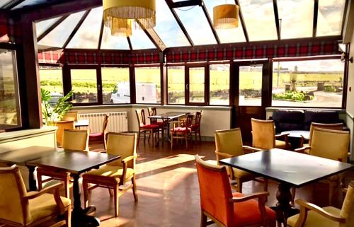 The Weigh Inn Hotel & Lodges in Thurso The Weigh Inn Hotel & Lodges in Thurso