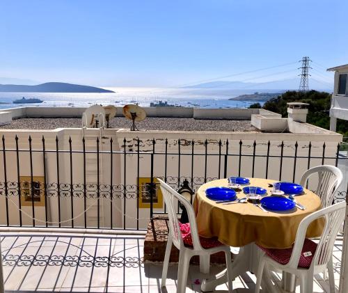 Зручності, BODRUM BURCU RESIDENCE, Magnificent Sea View, Cozy, Free Otopark, Free Wifi in Йокубасі Зручності, BODRUM BURCU RESIDENCE, Magnificent Sea View, Cozy, Free Otopark, Free Wifi in Йокубасі