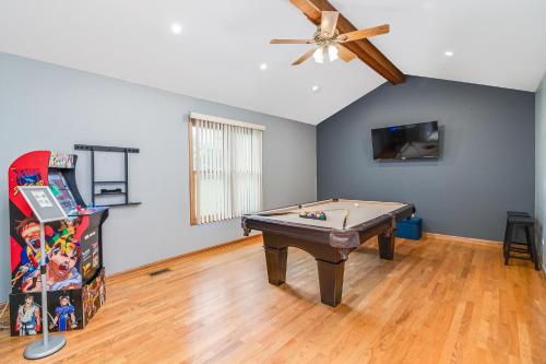 Recreational facilities, Woodridge FHS Rental - Rutherford Dr in Darien (IL) Recreational facilities, Woodridge FHS Rental - Rutherford Dr in Darien (IL)