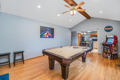 Recreational facilities, Woodridge FHS Rental - Rutherford Dr in Darien (IL) Recreational facilities, Woodridge FHS Rental - Rutherford Dr in Darien (IL)