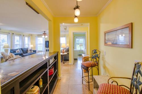 Pelican Passage in Jensen Beach (Florida) Pelican Passage in Jensen Beach (Florida)