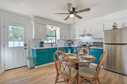 Central Gulfport Home Less Than 1 Mi to the Beach! in Gulfport (FL) Central Gulfport Home Less Than 1 Mi to the Beach! in Gulfport (FL)