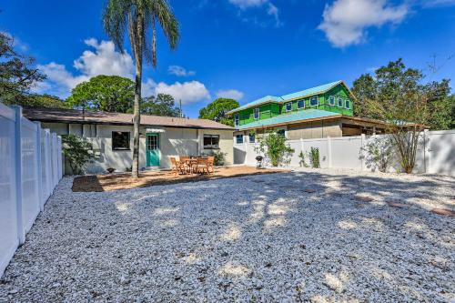Central Gulfport Home Less Than 1 Mi to the Beach! in Gulfport (FL) Central Gulfport Home Less Than 1 Mi to the Beach! in Gulfport (FL)