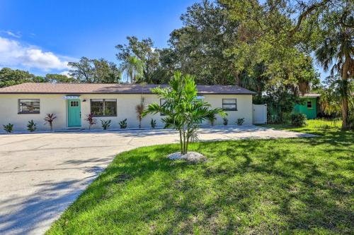 Central Gulfport Home Less Than 1 Mi to the Beach! in Gulfport (FL) Central Gulfport Home Less Than 1 Mi to the Beach! in Gulfport (FL)