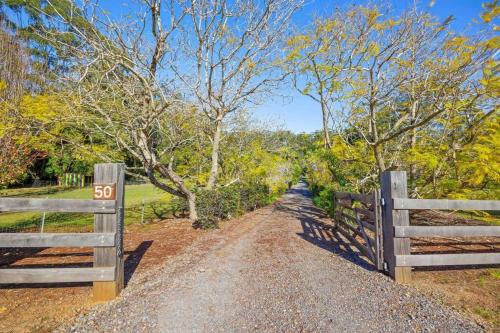 Paperbark Retreat - semi-rural, pool, space in Wauchope Paperbark Retreat - semi-rural, pool, space in Wauchope