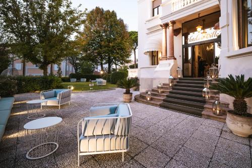 Vista exterior, Hotel De La Ville in Riccione Vista exterior, Hotel De La Ville in Riccione