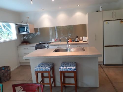 المنظر الخارجي, Ocean Beach Honey - Tairua Holiday Home in تايروا المنظر الخارجي, Ocean Beach Honey - Tairua Holiday Home in تايروا