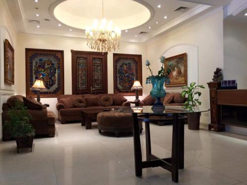 大堂, Shanasheel Palace Hotel in 盧薩發 大堂, Shanasheel Palace Hotel in 盧薩發