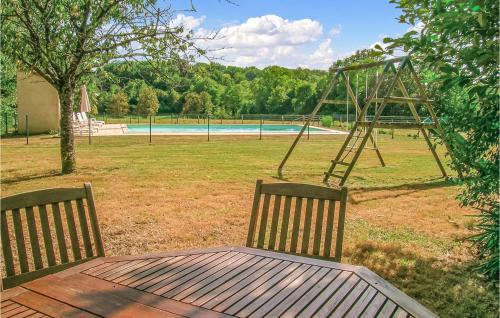 A szálláshely kívülről, Stunning Home In St Maixent De Beugné (Stunning Home In St Maixent De Beugne) in Saint-Hilaire-des-Loges A szálláshely kívülről, Stunning Home In St Maixent De Beugné (Stunning Home In St Maixent De Beugne) in Saint-Hilaire-des-Loges