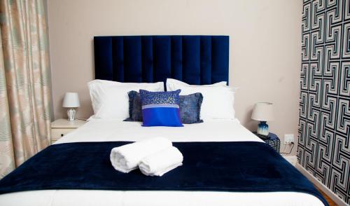 Cozy Blue Guesthouse in Southernwood Cozy Blue Guesthouse in Southernwood