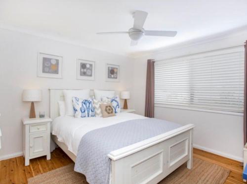 Tomorrow Land in Lake Conjola Tomorrow Land in Lake Conjola