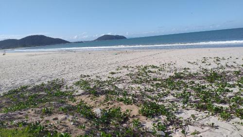 Beach, valdemiro flores in Do Ubatuba Beach, valdemiro flores in Do Ubatuba