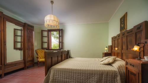 CASALE IL TORCHIO 12&4, Emma Villas