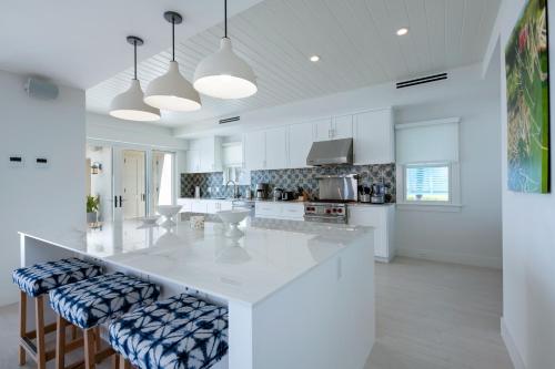 Ambergris Cay Private Island All Inclusive - PLS Island Hopper Flight Included in 大特克 Ambergris Cay Private Island All Inclusive - PLS Island Hopper Flight Included in 大特克