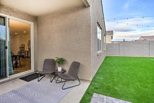 New-Build Glendale Home with Hot Tub and Putting Green in Litchfield Park New-Build Glendale Home with Hot Tub and Putting Green in Litchfield Park