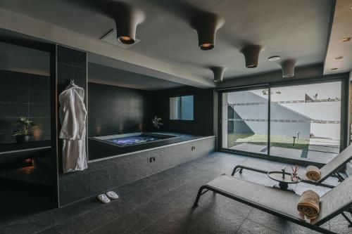 جاكوزي, Le Meez in ضواحي كاركاسون جاكوزي, Le Meez in ضواحي كاركاسون