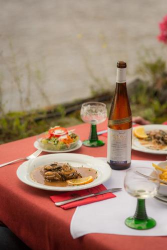 Food and beverages, Hotel Leyscher Hof in Leutesdorf Food and beverages, Hotel Leyscher Hof in Leutesdorf