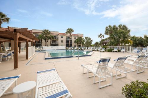 Udvendig, Ocean Village Club J14, 2 Bedrooms, Heated Pool, Sleeps 6, Pet Friendly in Butler Beach Udvendig, Ocean Village Club J14, 2 Bedrooms, Heated Pool, Sleeps 6, Pet Friendly in Butler Beach
