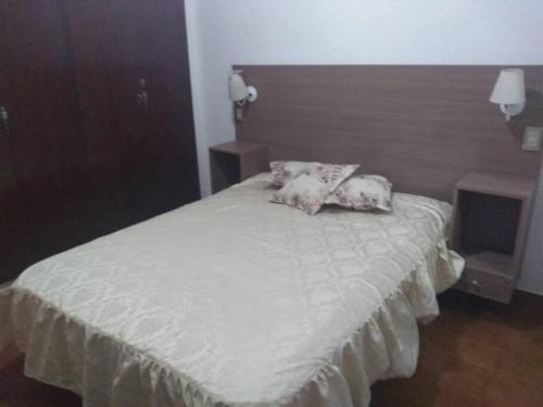 Letto, Depto para 4 Pinamar centro NO Grupos jóvenes (Depto para 4 Pinamar centro NO Grupos jovenes) in Pinamar Letto, Depto para 4 Pinamar centro NO Grupos jóvenes (Depto para 4 Pinamar centro NO Grupos jovenes) in Pinamar