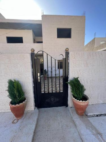 Beida Bedouin House in Wadi Musa Beida Bedouin House in Wadi Musa