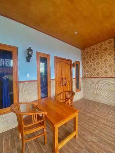 Sawitri Homestay in Padang Bai Sawitri Homestay in Padang Bai