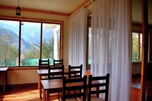 Facilities, THE LANDSBY COTTAGES in Naggar Facilities, THE LANDSBY COTTAGES in Naggar