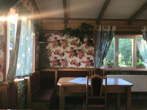 Fasilitas, Karpatske Vidlunnya in Mykulychyn Fasilitas, Karpatske Vidlunnya in Mykulychyn
