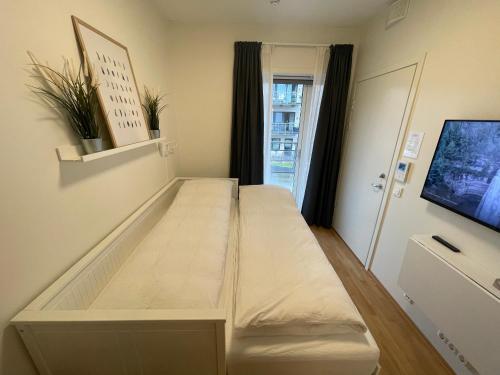 Newer apartment, with all you need! 25 min to Oslo City or OSL Airport! in Lillestrom Newer apartment, with all you need! 25 min to Oslo City or OSL Airport! in Lillestrom