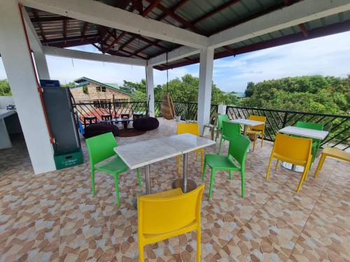 Restaurant, Traditional Filipino Home near 100 Islands Wharf in Alaminos City Restaurant, Traditional Filipino Home near 100 Islands Wharf in Alaminos City