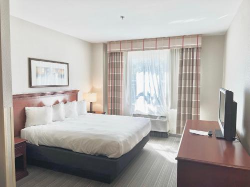 Country Inn & Suites by Radisson, Emporia, VA in Emporia Country Inn & Suites by Radisson, Emporia, VA in Emporia