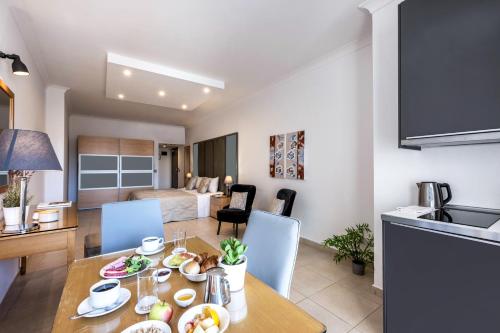 Plaza Regency Hotels in Sliema Plaza Regency Hotels in Sliema