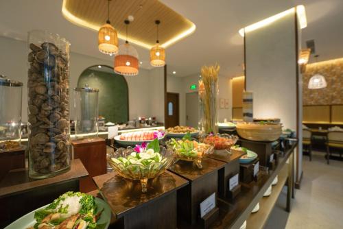 Food and beverages, Cozy Danang Boutique Hotel near Da Nang Catheral Food and beverages, Cozy Danang Boutique Hotel near Da Nang Catheral