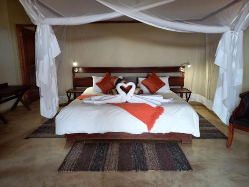 Okutala Etosha Lodge in Outjo Okutala Etosha Lodge in Outjo