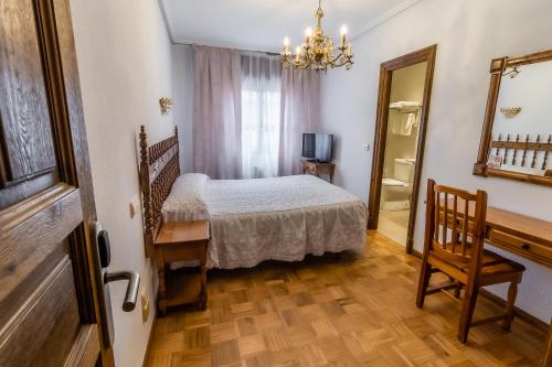 Hostal Santo Domingo de Silos in Santo Domingo De Silos Hostal Santo Domingo de Silos in Santo Domingo De Silos