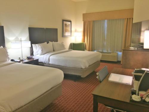 홀리데이 인 익스프레스 드퓨니악 스프링스 (Holiday Inn Express DeFuniak Springs) in 디푸니악 스프링스 홀리데이 인 익스프레스 드퓨니악 스프링스 (Holiday Inn Express DeFuniak Springs) in 디푸니악 스프링스