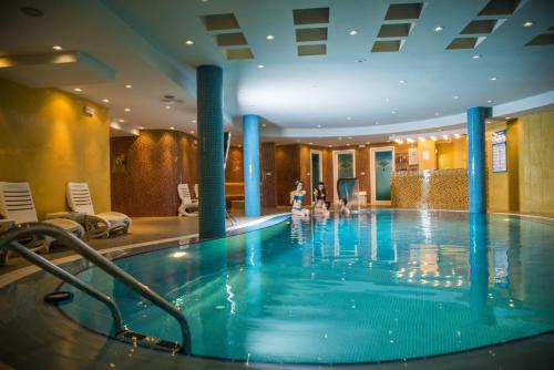 Бассейн , Hotel Colosseo & Spa in Шкодер Бассейн , Hotel Colosseo & Spa in Шкодер