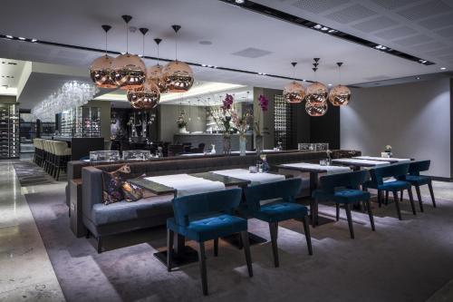 Restaurant, Van Der Valk Hotel Zwolle in Zwolle Restaurant, Van Der Valk Hotel Zwolle in Zwolle