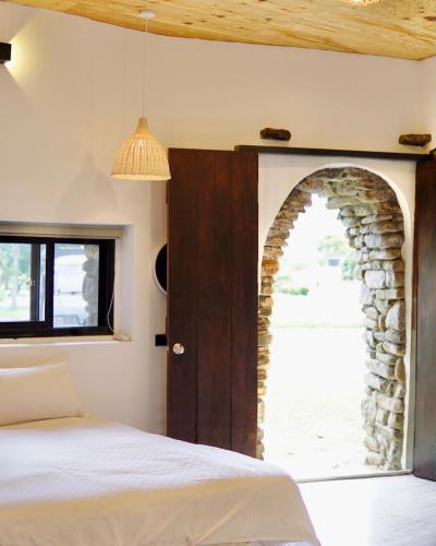 Guestroom, 滿丘石頭屋ManChill in Manjhou Township Guestroom, 滿丘石頭屋ManChill in Manjhou Township