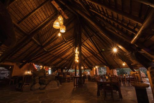 Tampilan eksterior, Huab Lodge (Huab Lodge & Bush Spa) in Kamanjab Tampilan eksterior, Huab Lodge (Huab Lodge & Bush Spa) in Kamanjab