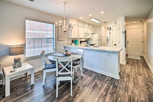 Myrtle Beach Condo with Community Amenities! near Myrtle Waves Water Park Myrtle Beach Condo with Community Amenities! near Myrtle Waves Water Park