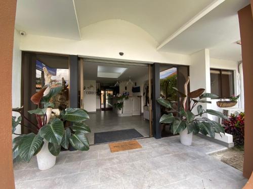 Lobby, Berlor Airport Inn in Cacique Lobby, Berlor Airport Inn in Cacique